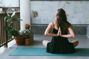 femme yoga